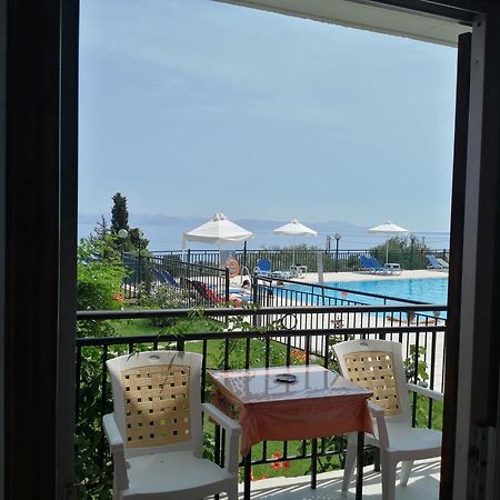 Aronis Apartments เวนิทเซส ภายนอก รูปภาพ