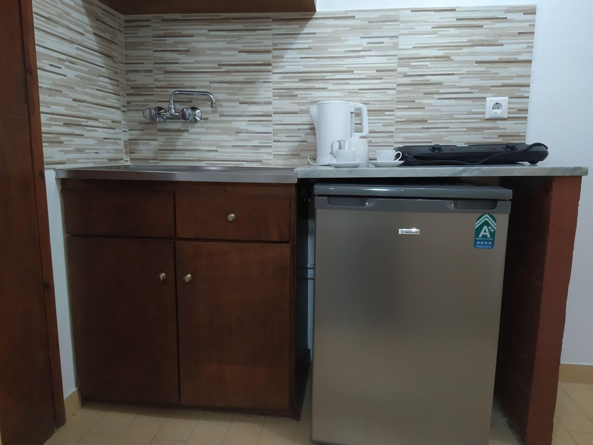 Aronis Apartments เวนิทเซส ภายนอก รูปภาพ