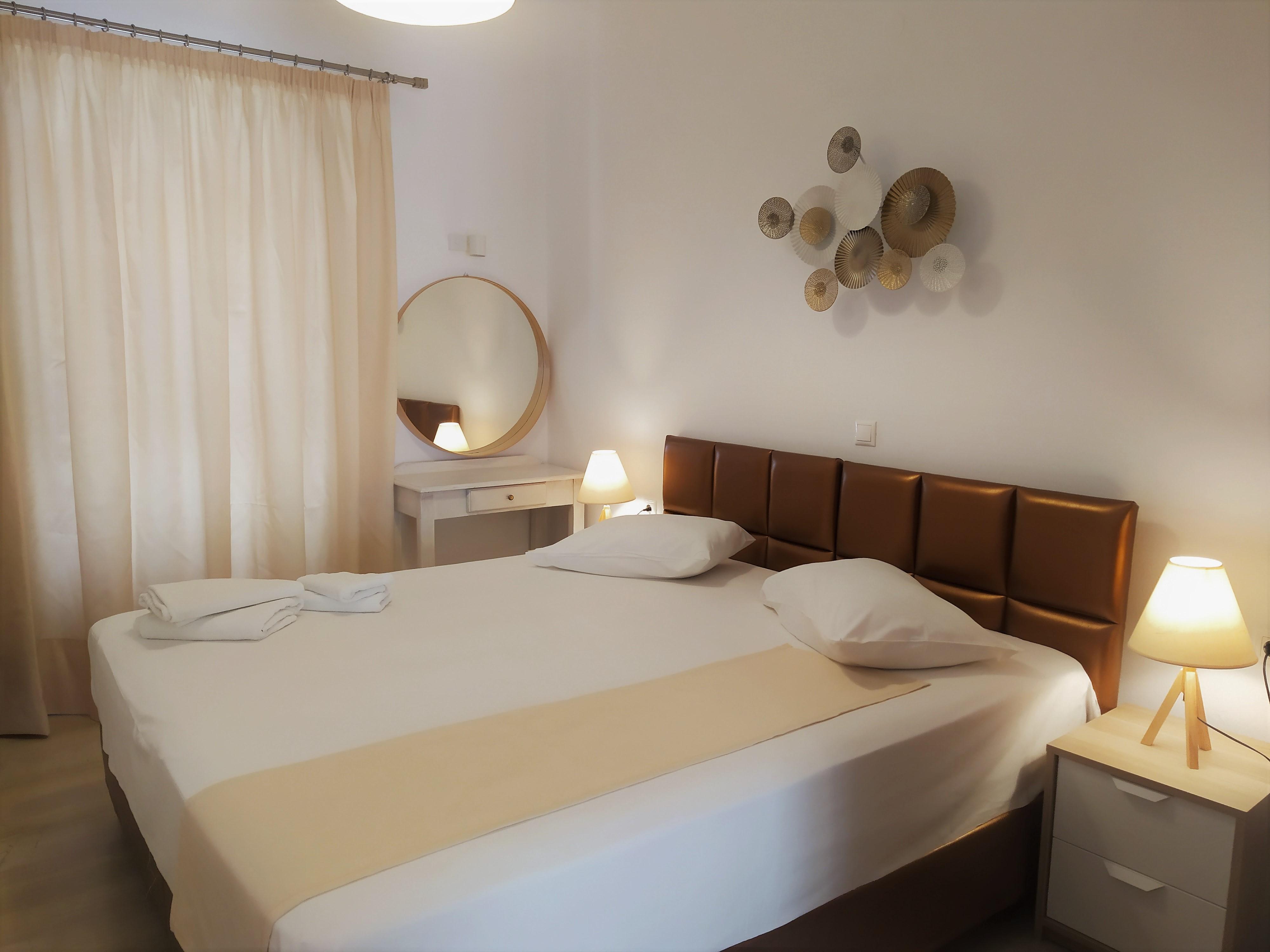 Aronis Apartments เวนิทเซส ภายนอก รูปภาพ