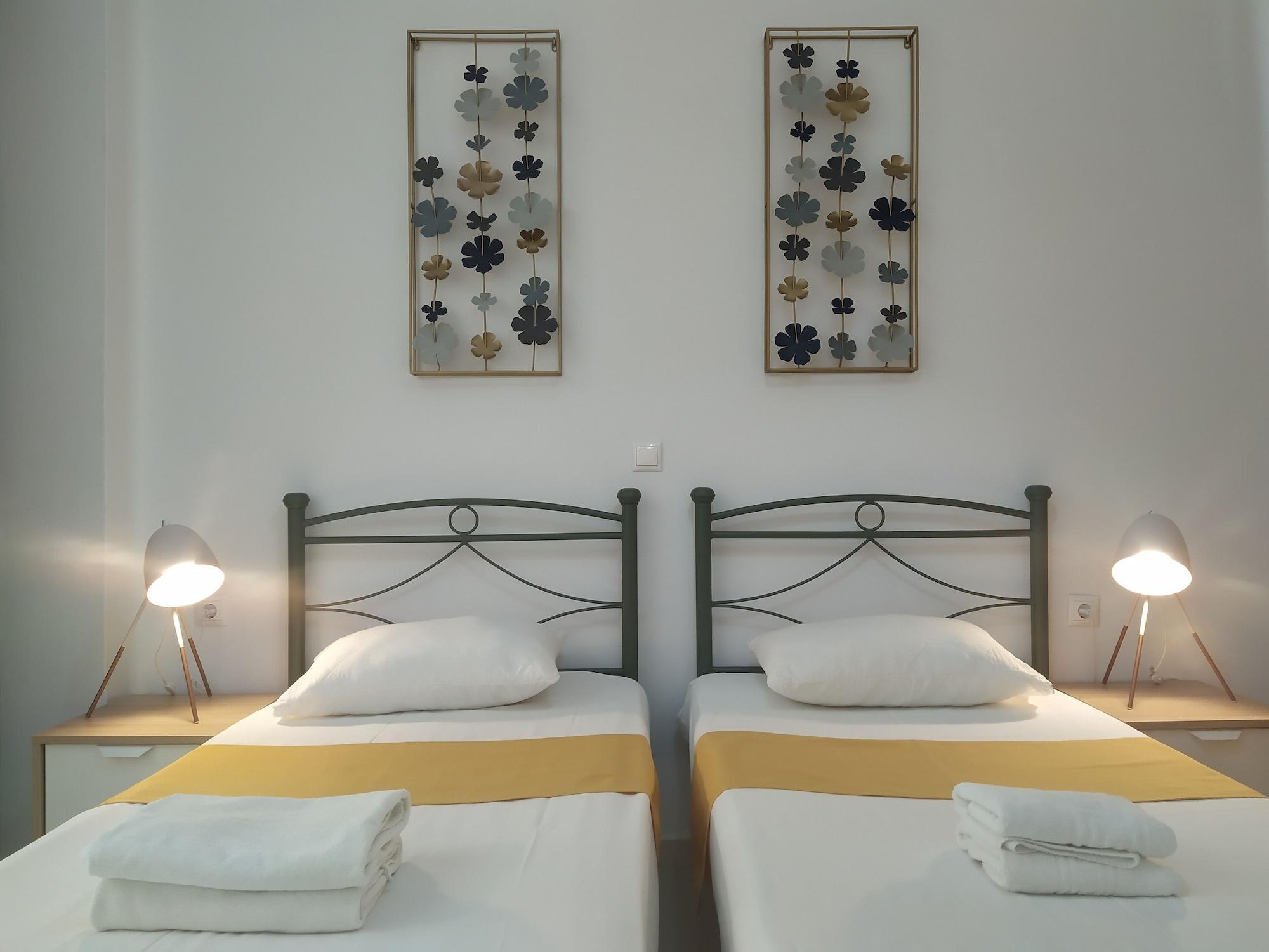 Aronis Apartments เวนิทเซส ภายนอก รูปภาพ