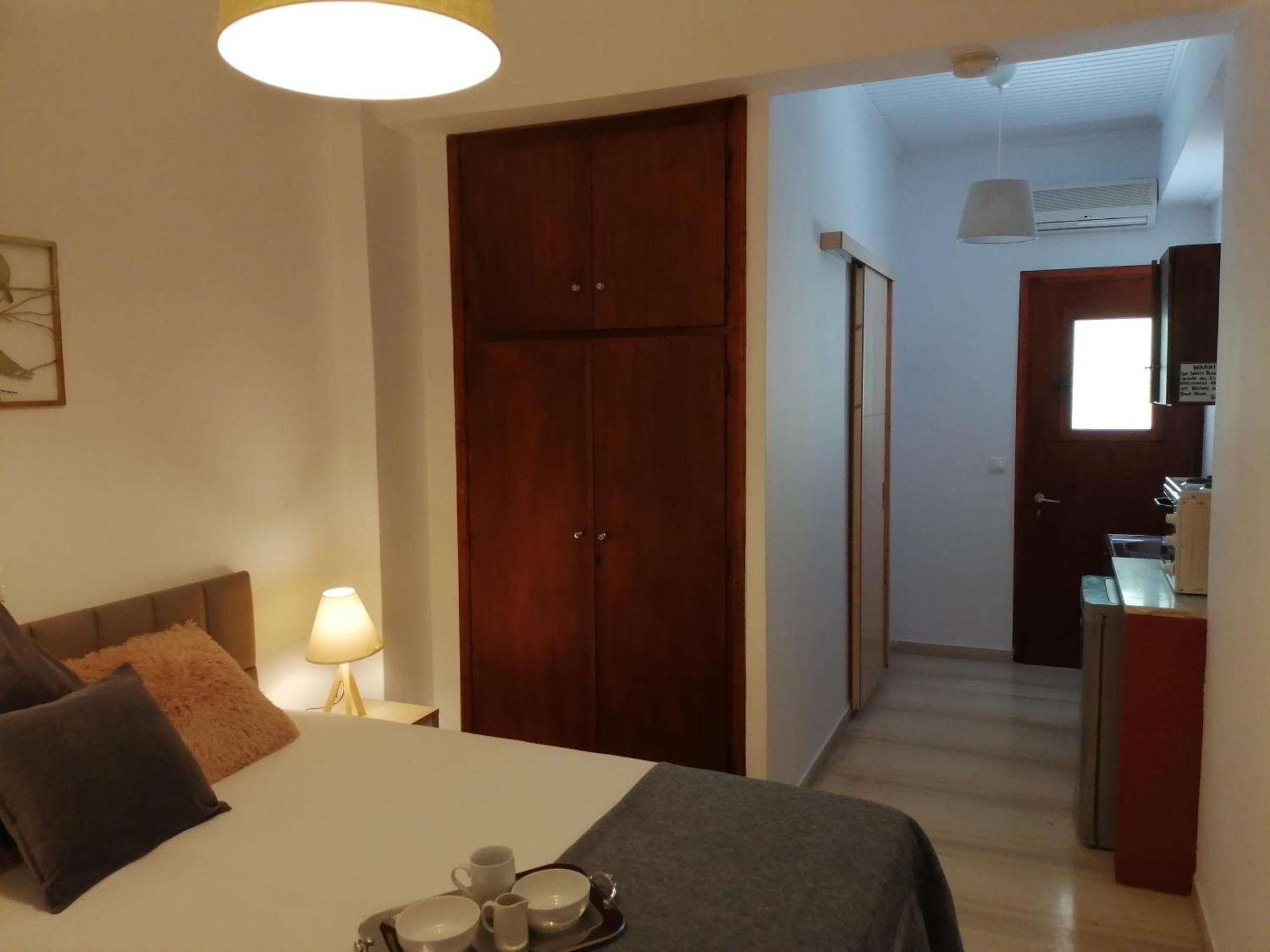 Aronis Apartments เวนิทเซส ภายนอก รูปภาพ